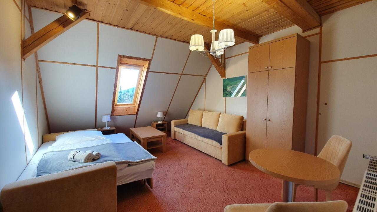 Pokoje Goscinne Przy Kosciele Wang. 카르파츠 외부 사진
